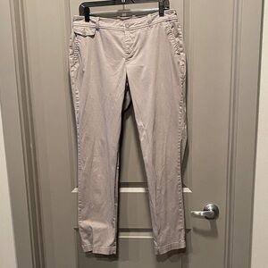 Dockers Hello Smooth Size 14M Light Gray Chinos 97% Cotton